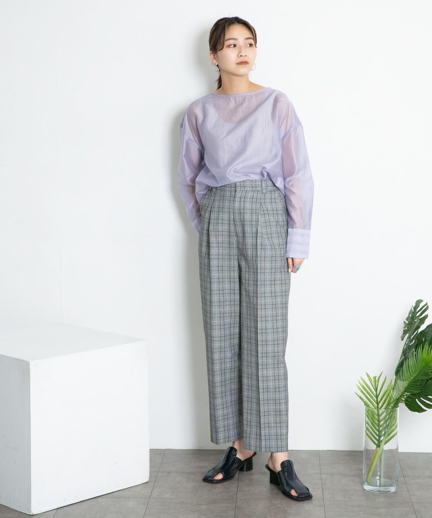 中線壓褶寬鬆格紋長褲