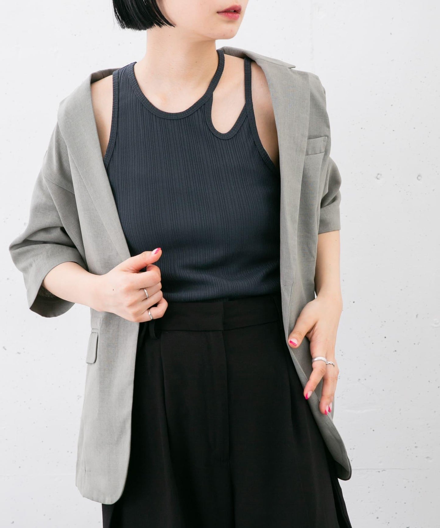 不對稱領口背心