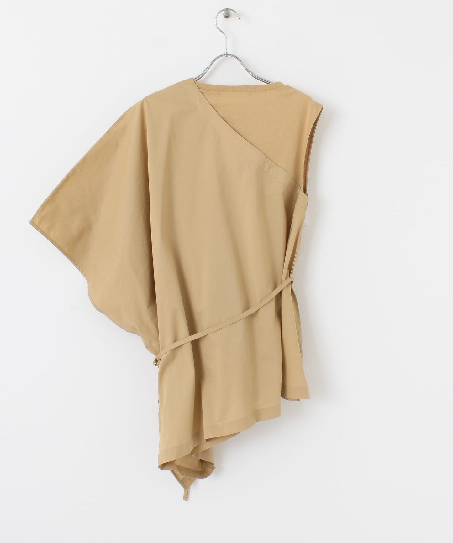 斗篷拼接不對稱襯衫