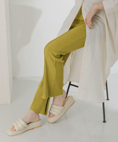 荷葉邊羅紋喇叭褲