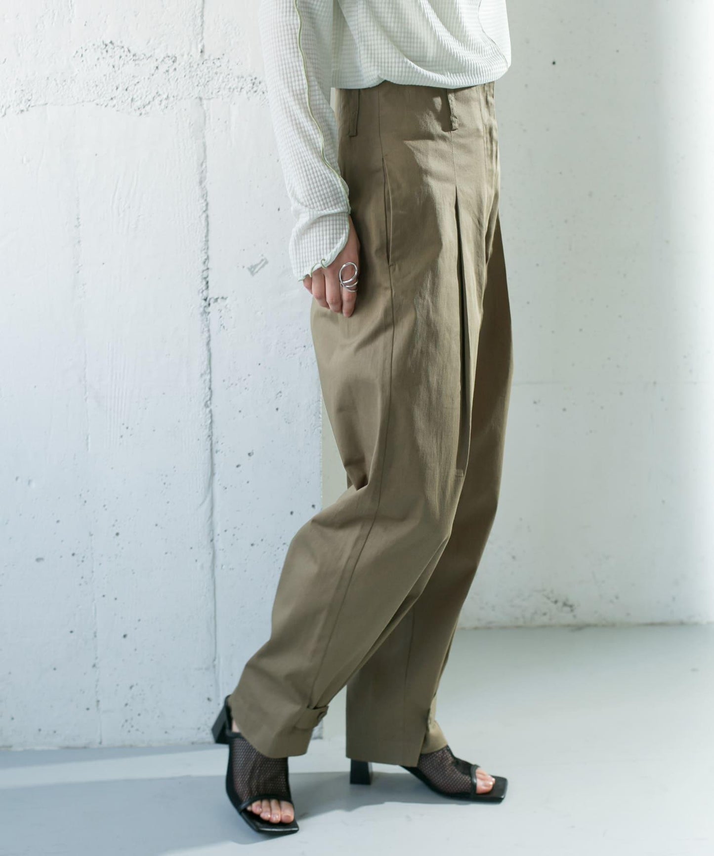 拼接紐扣設計長褲