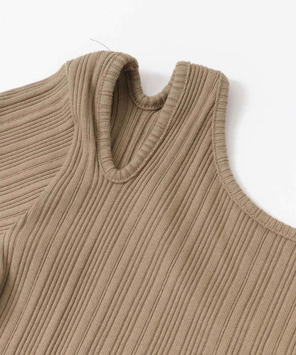 不對稱領口修身上衣