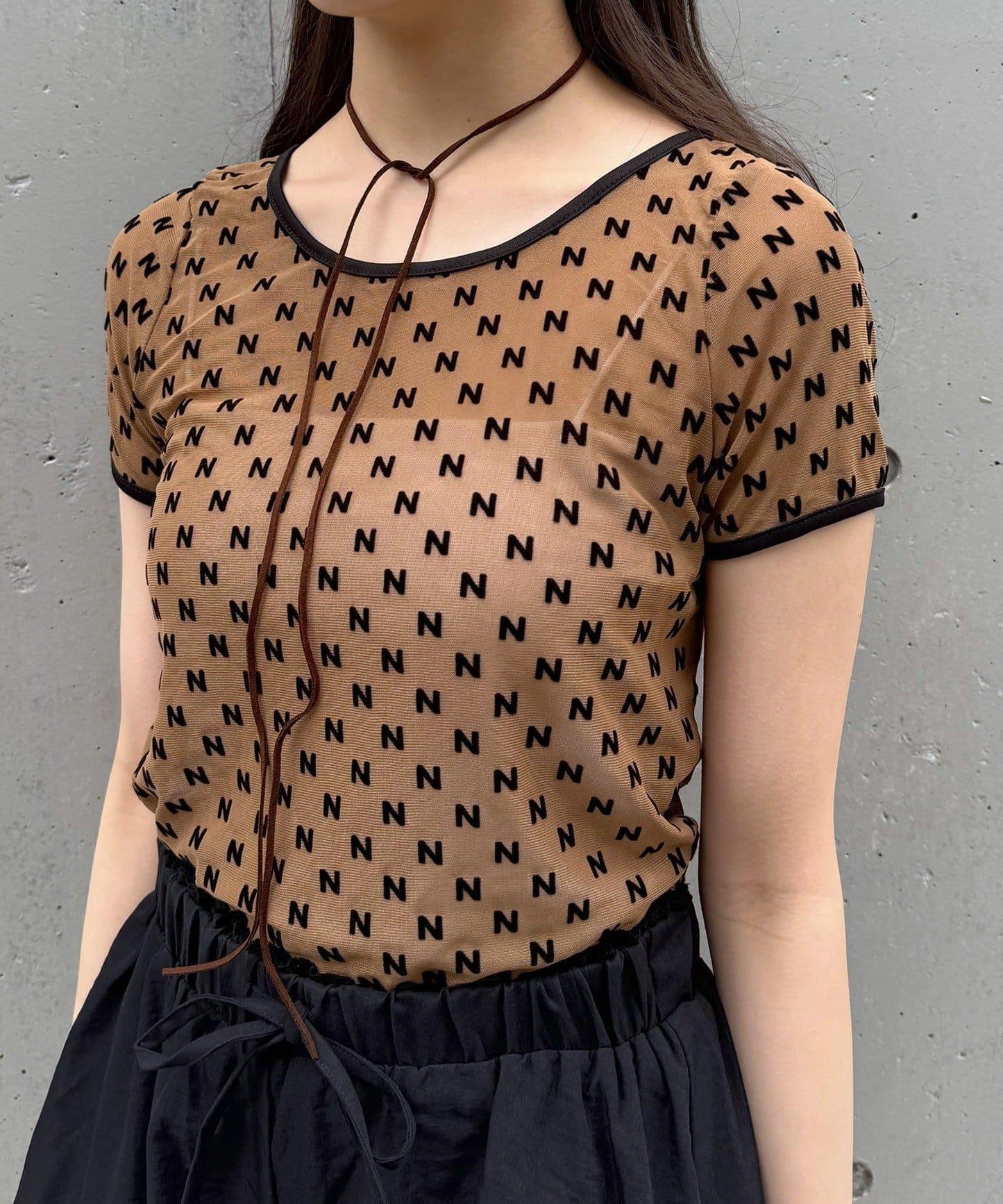 mline 半袖印花網紗上衣