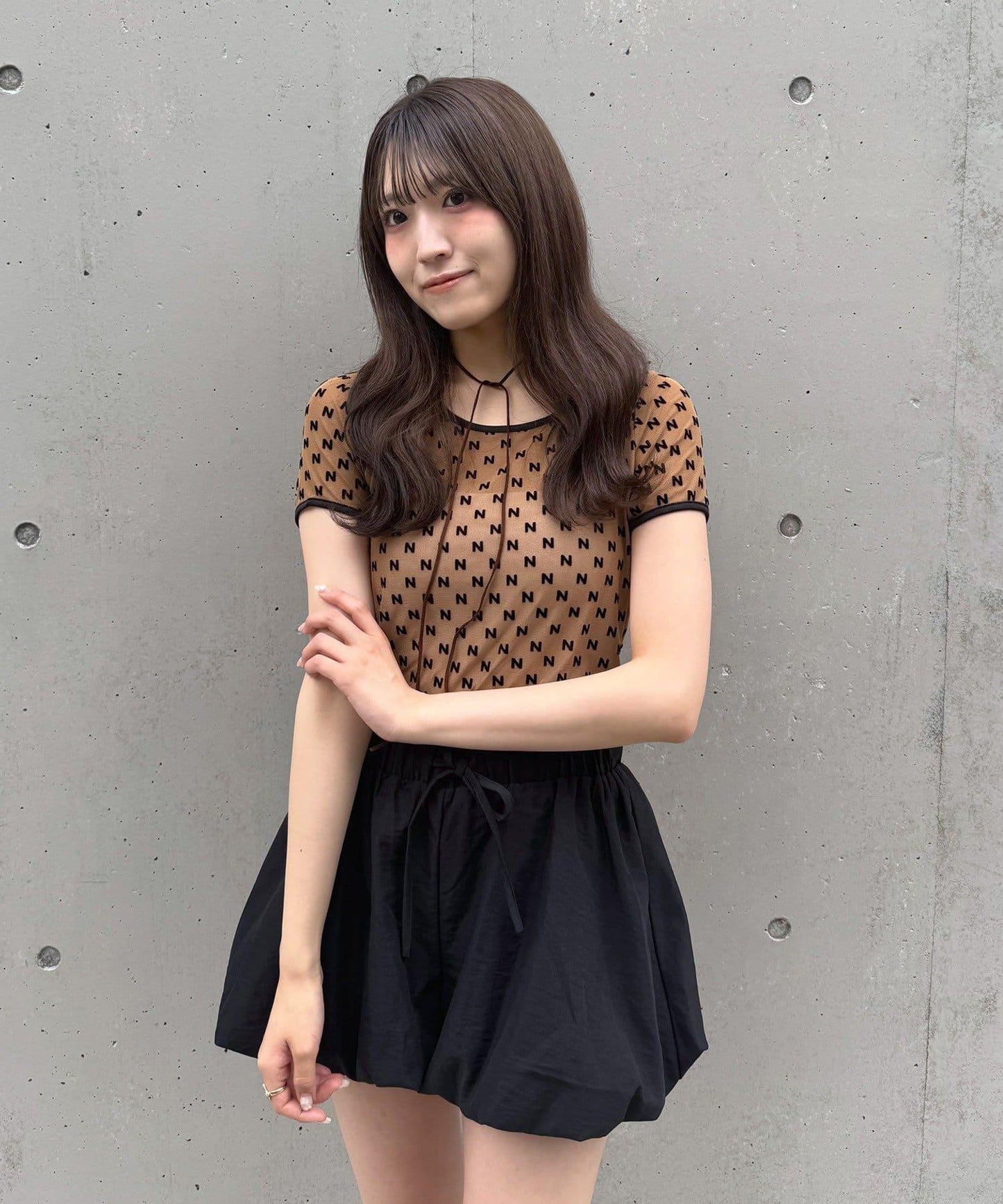 mline 半袖印花網紗上衣