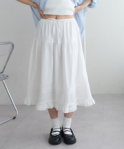 Discoat umm. 拼褶蕾絲傘擺半身裙