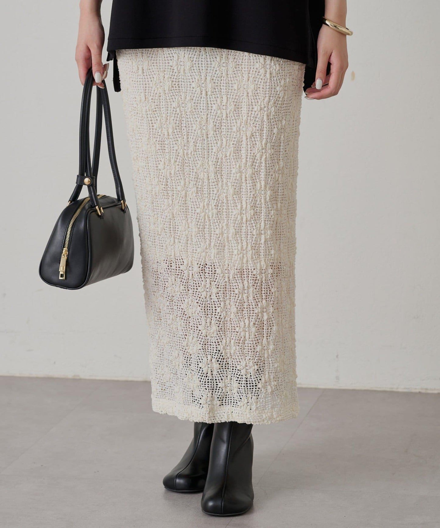 Loungedress 剪花蕾絲半身裙