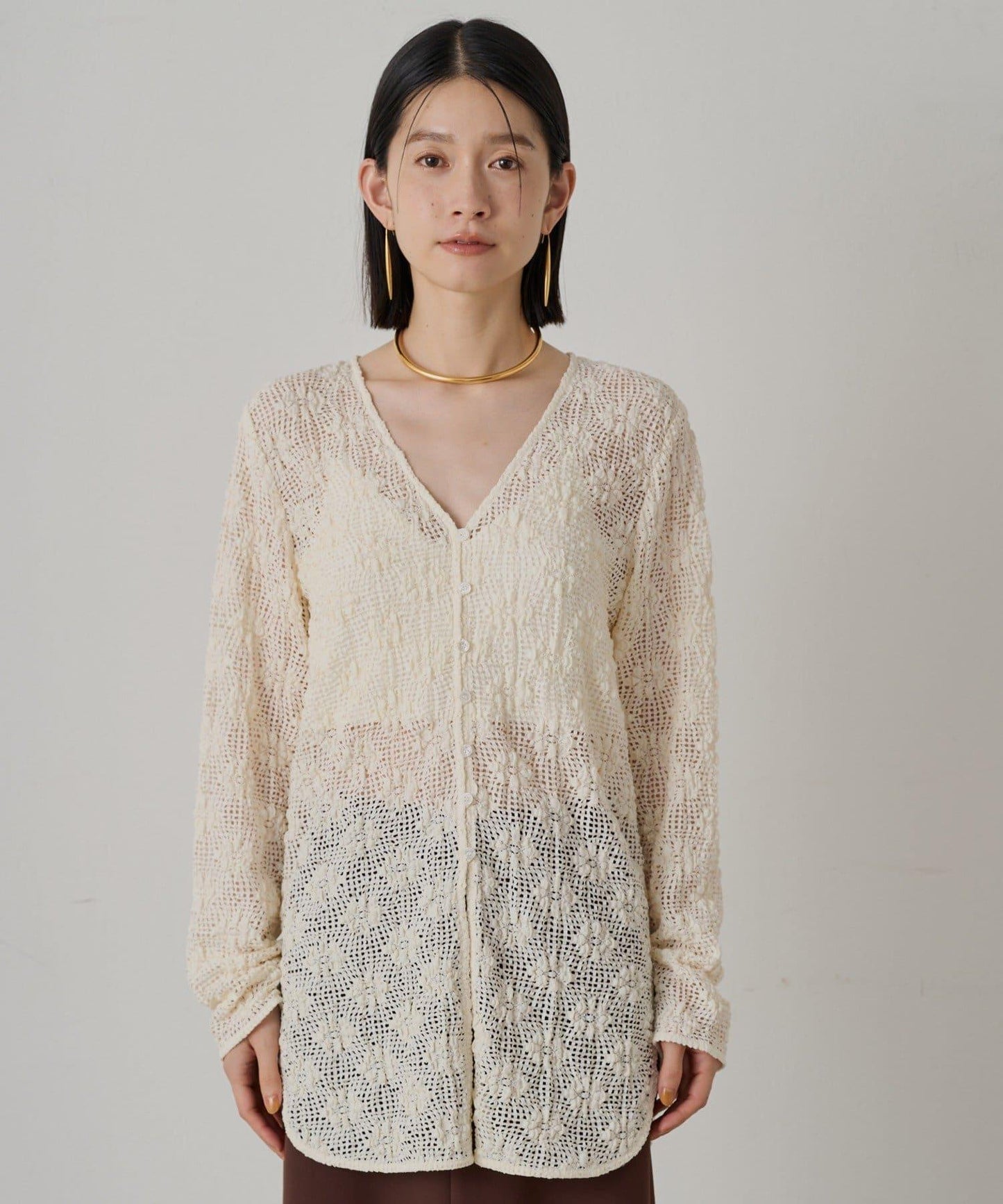 鏤空蕾絲V領襯衫