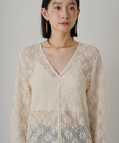 鏤空蕾絲V領襯衫