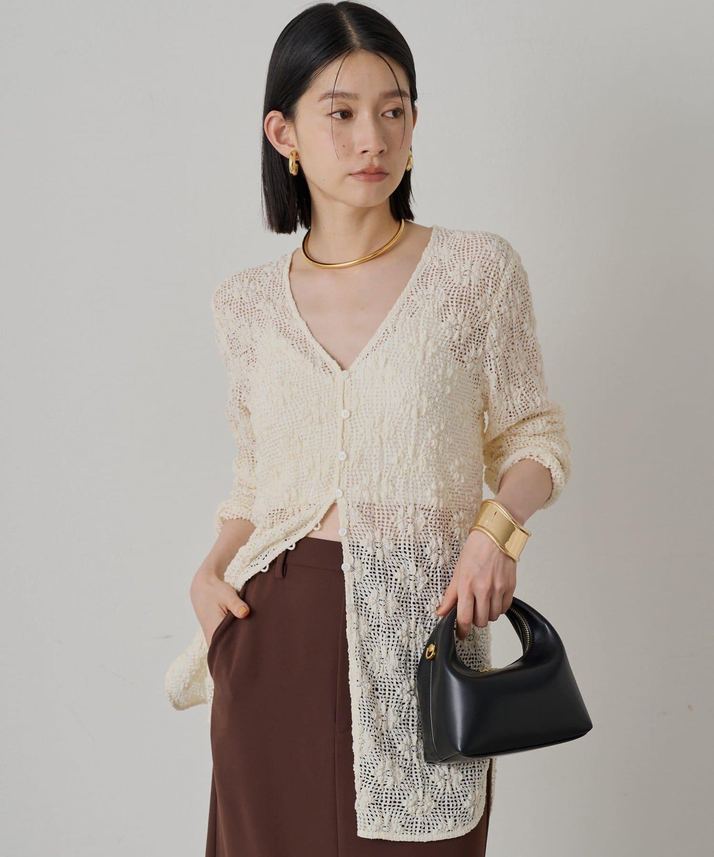 鏤空蕾絲V領襯衫