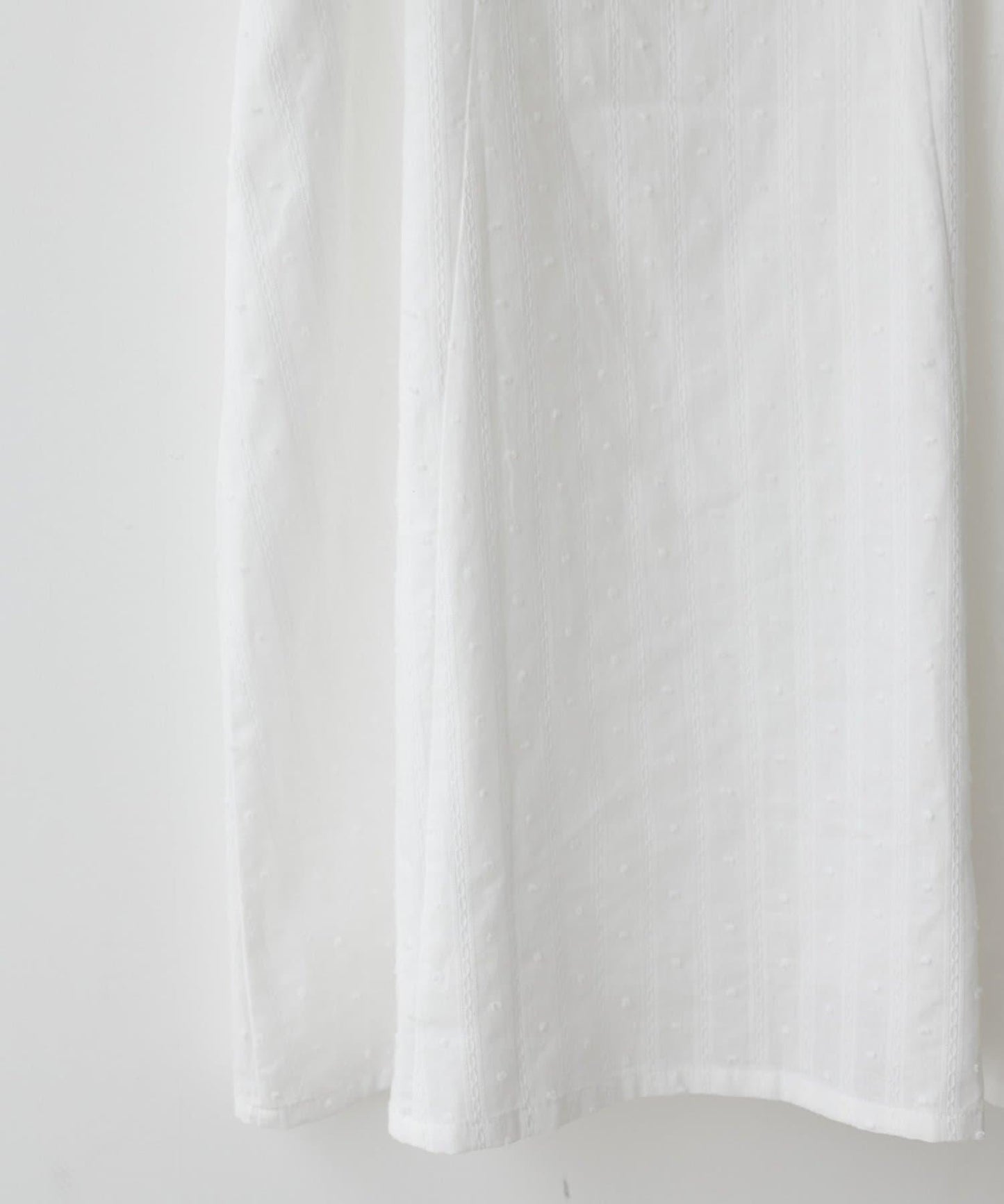 Discoat umm. 多比織點短袖迷你連衣裙