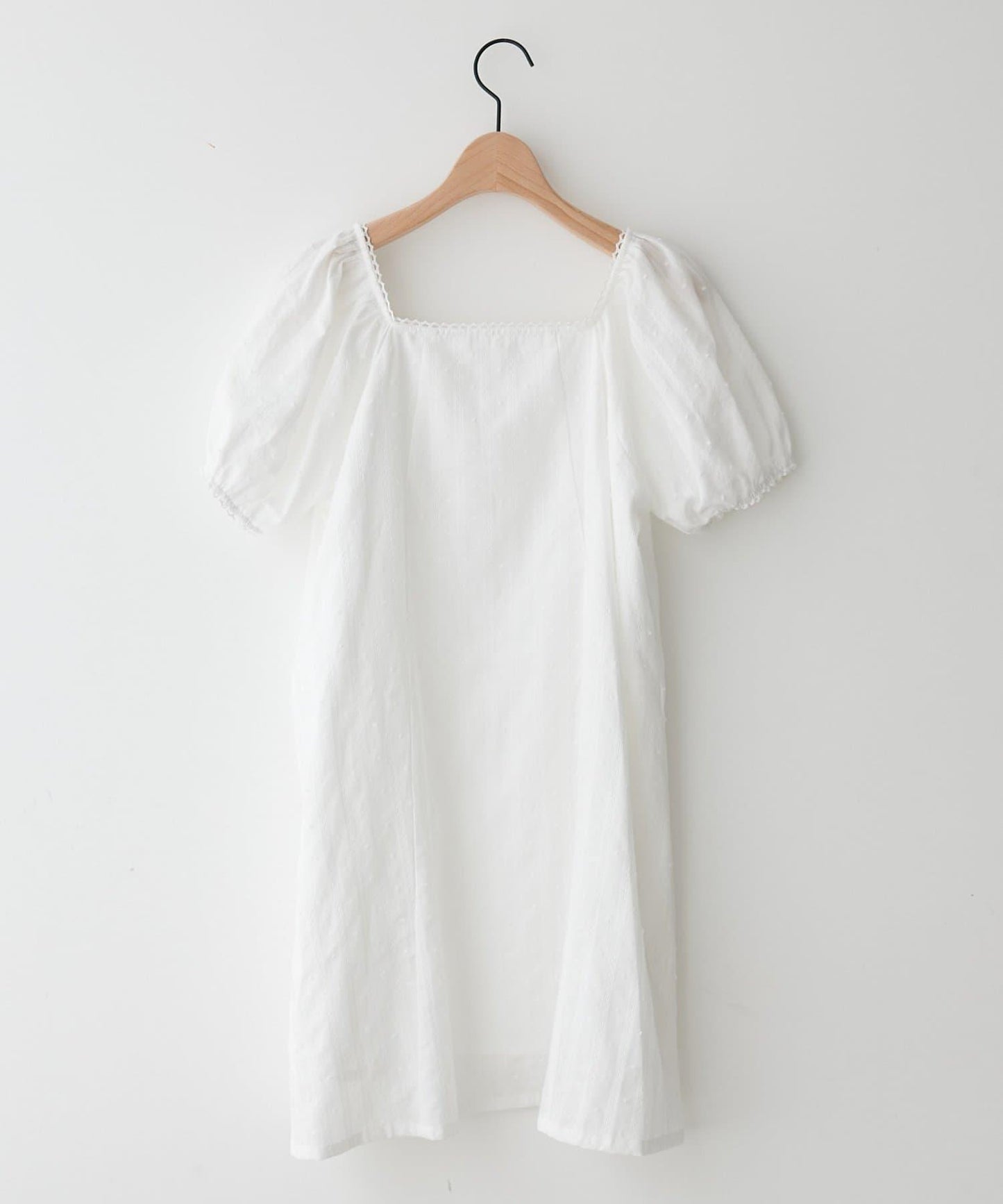 Discoat umm. 多比織點短袖迷你連衣裙