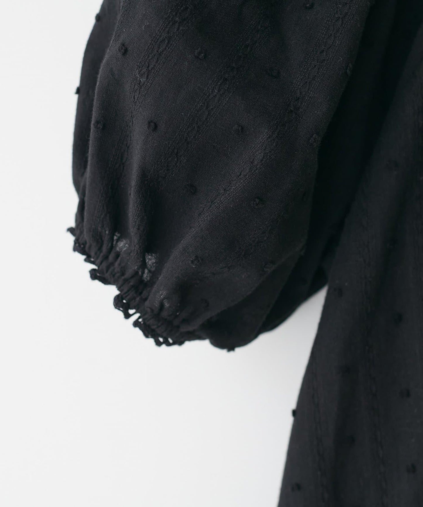 Discoat umm. 多比織點短袖迷你連衣裙