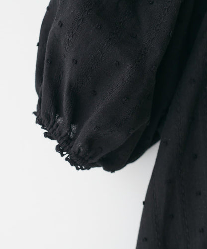 Discoat umm. 多比織點短袖迷你連衣裙