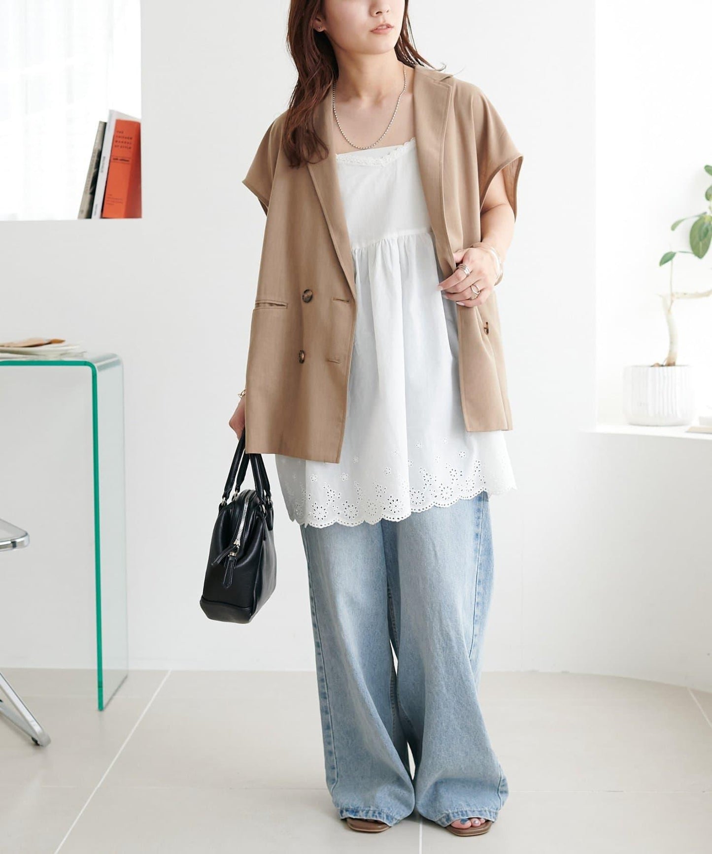 蕾絲拼接吊帶長款上衣