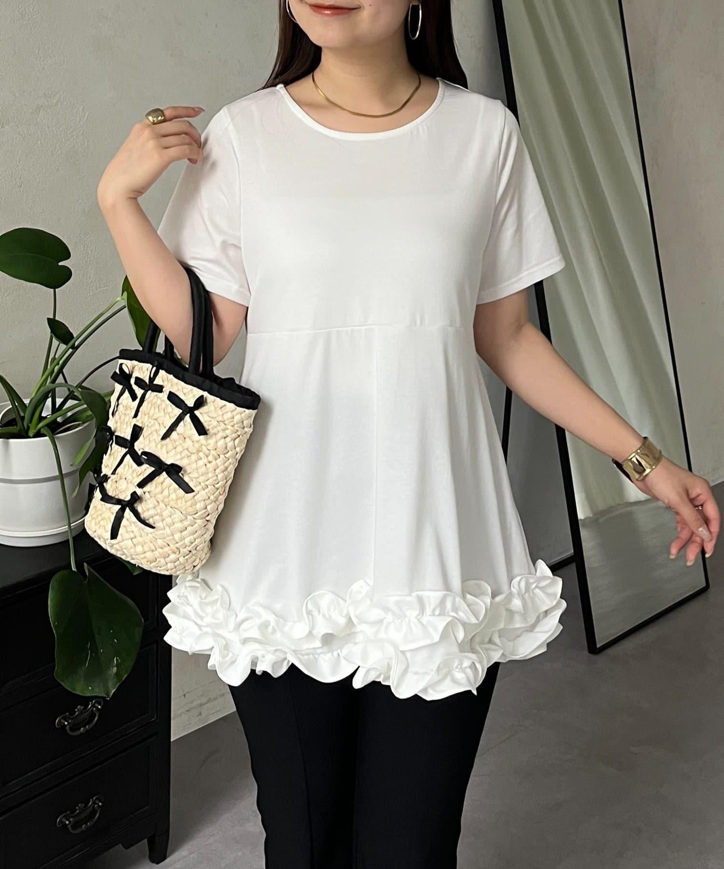 下襬荷葉邊荷葉邊T恤