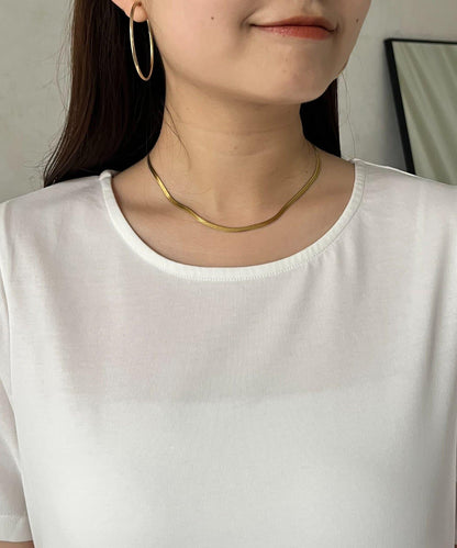 下襬荷葉邊荷葉邊T恤