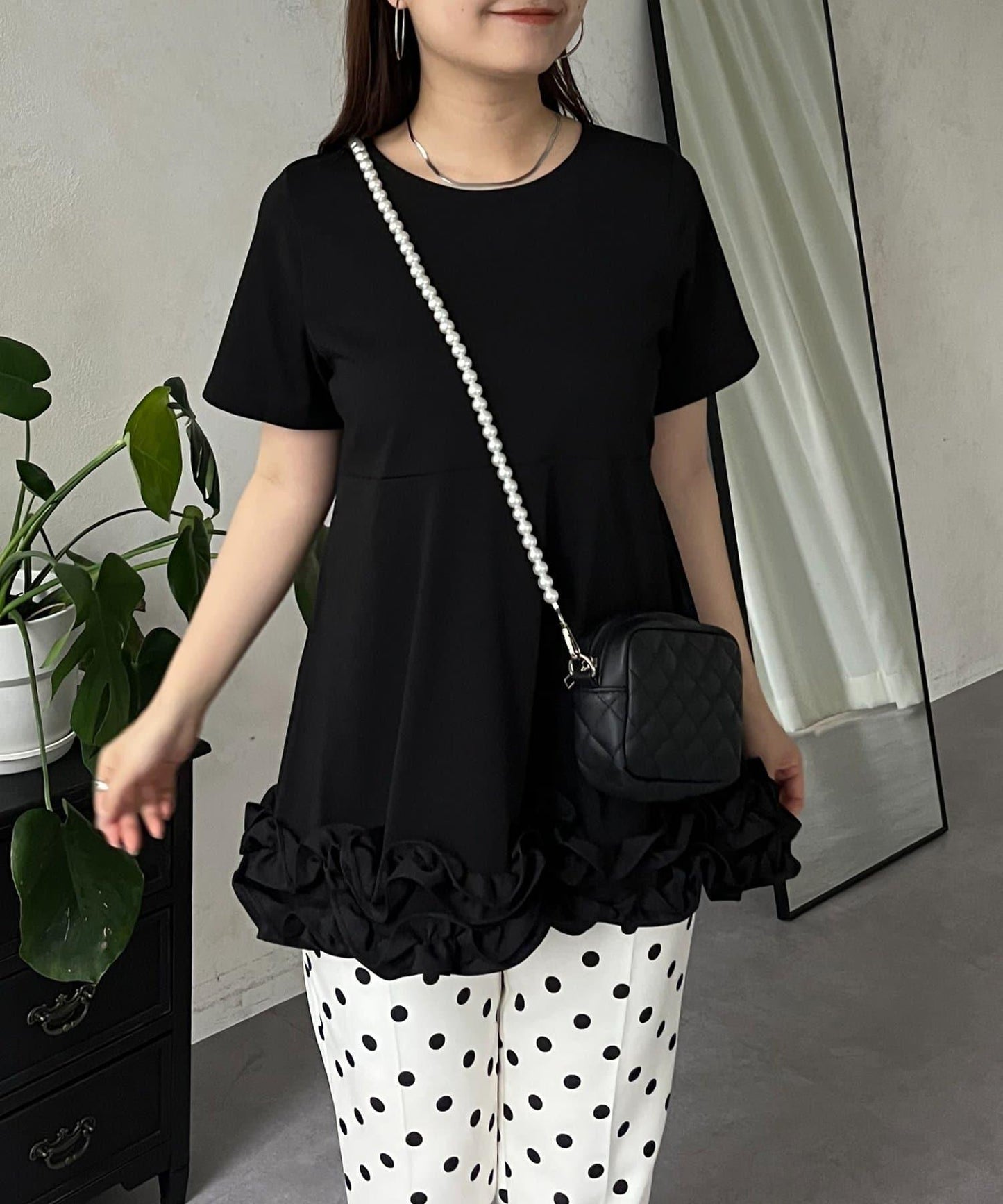 下襬荷葉邊荷葉邊T恤