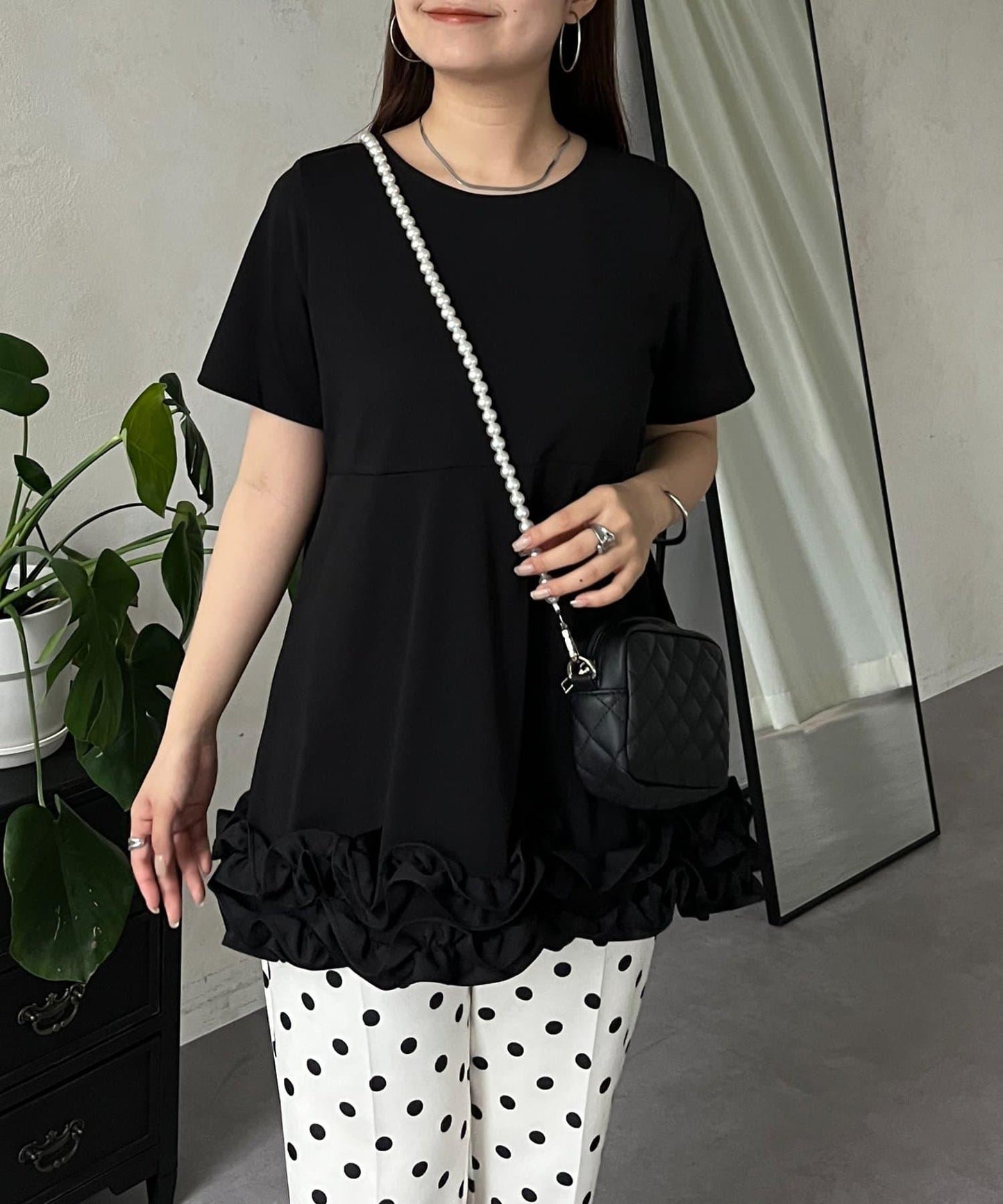 下襬荷葉邊荷葉邊T恤