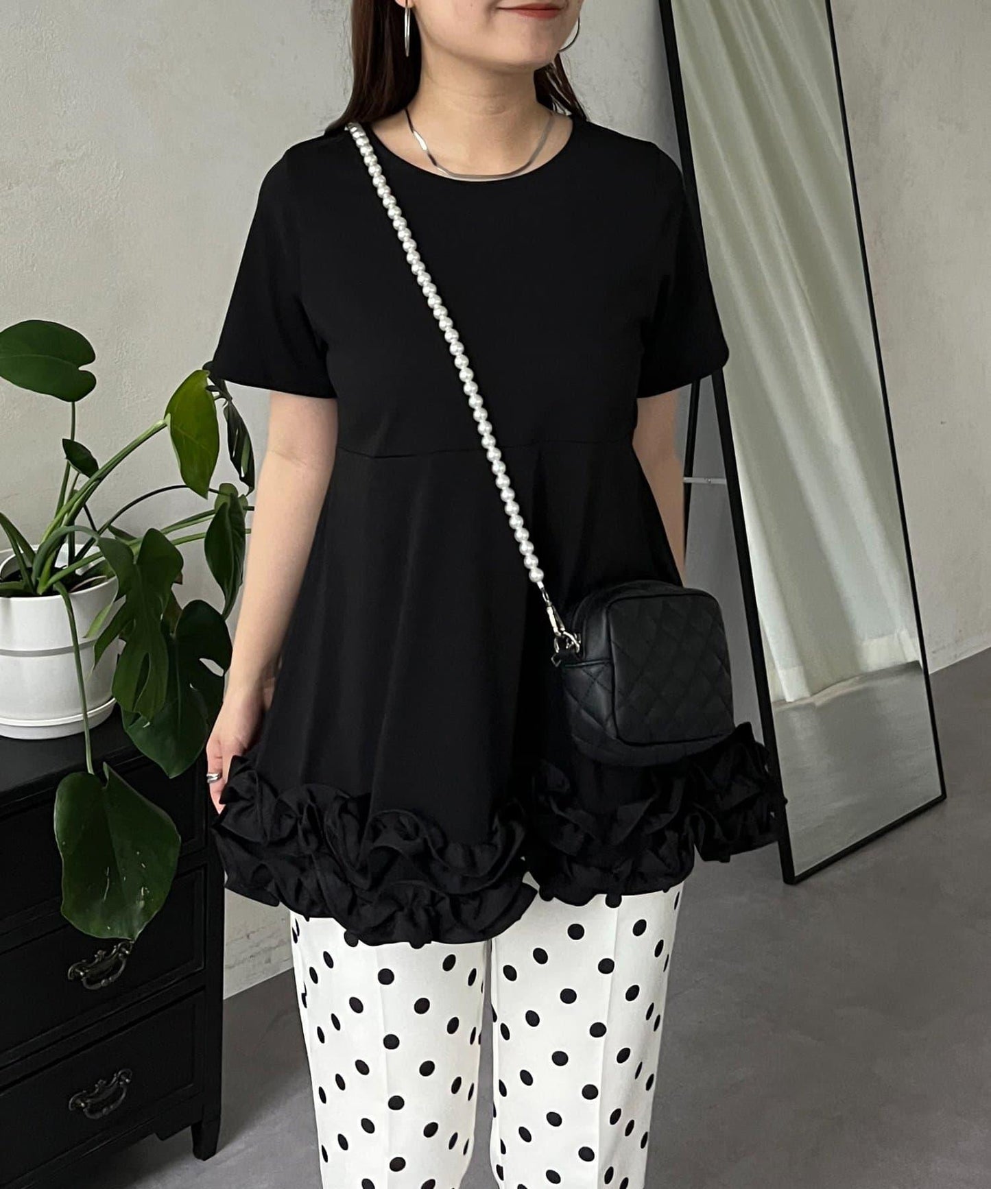 下襬荷葉邊荷葉邊T恤