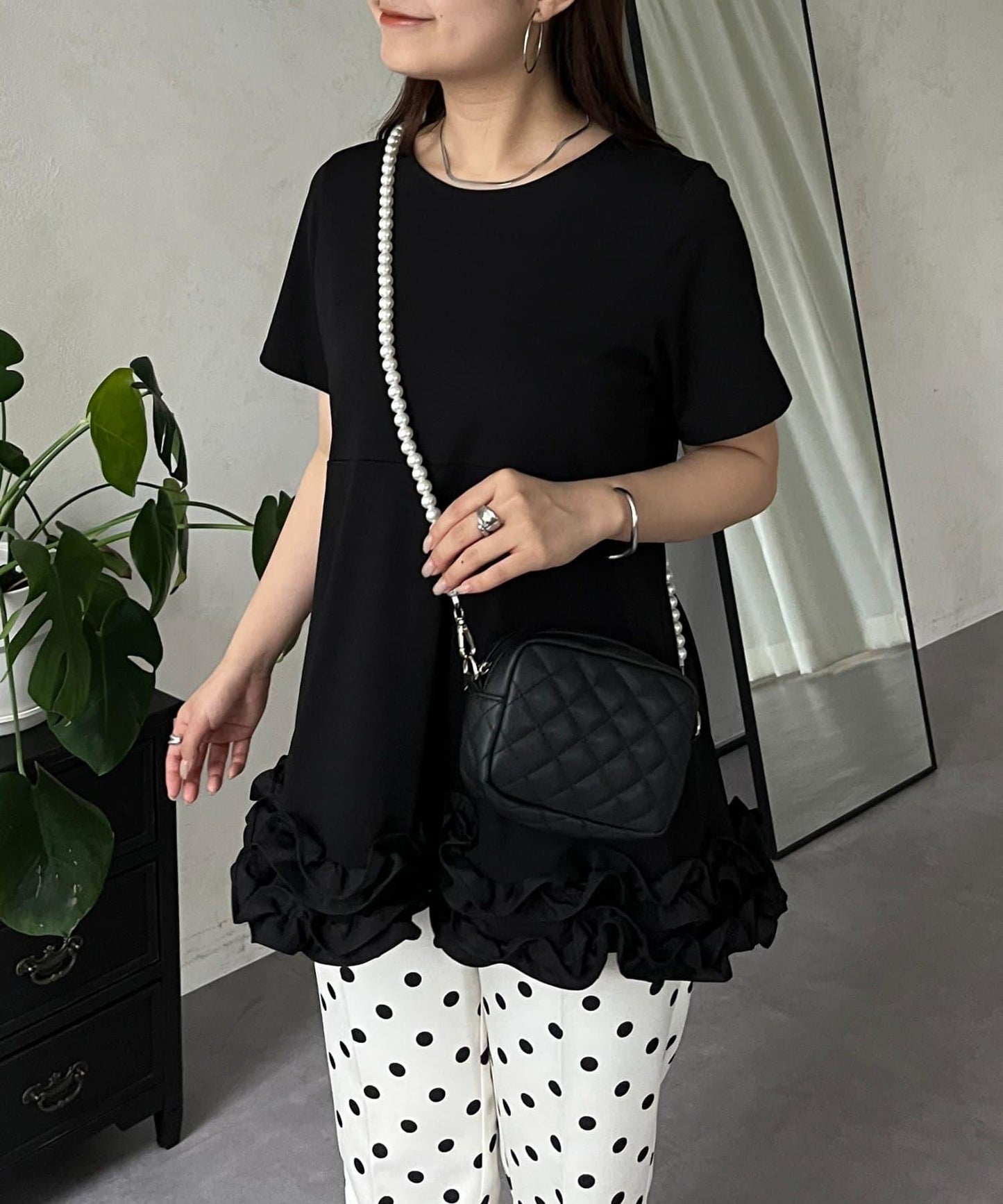 下襬荷葉邊荷葉邊T恤