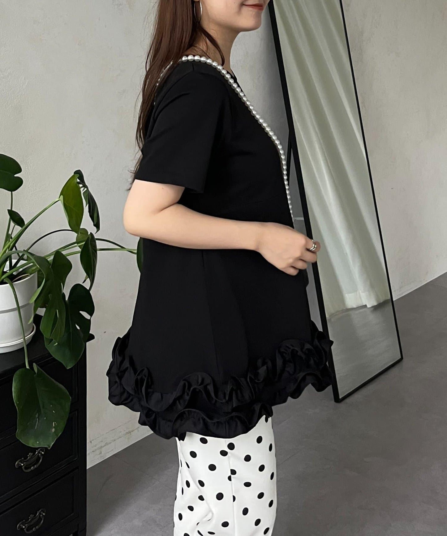 下襬荷葉邊荷葉邊T恤