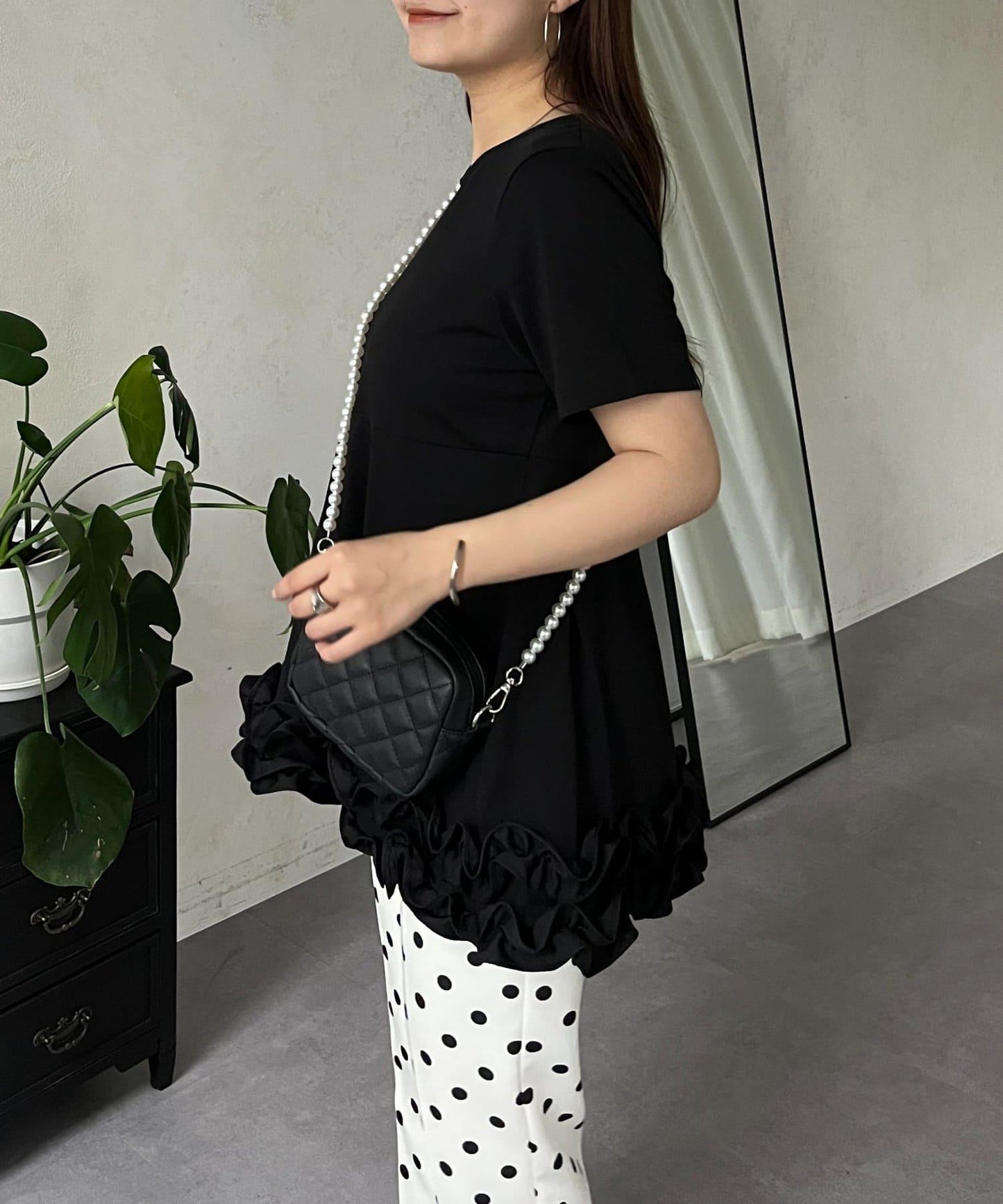 下襬荷葉邊荷葉邊T恤