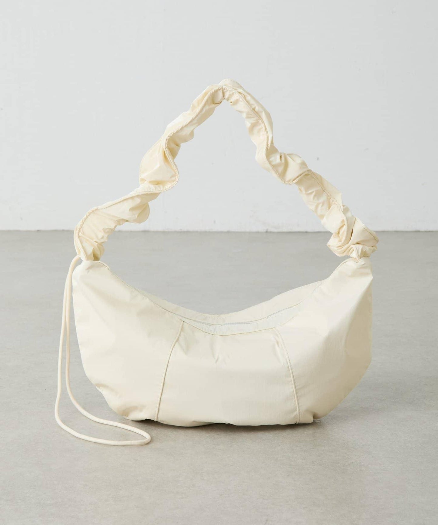 【PAPILLONNER/蝴蝶】褶皺設計圓形包