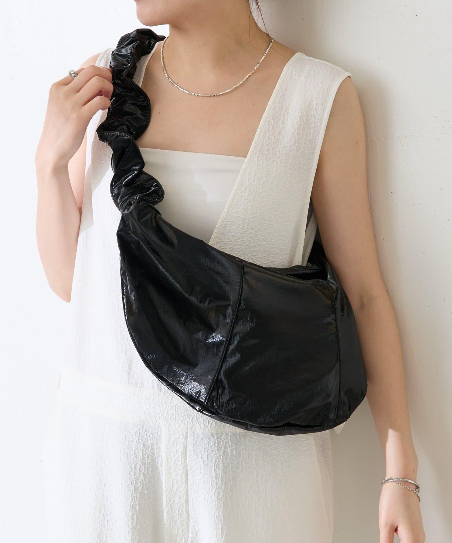 【PAPILLONNER/蝴蝶】褶皺設計圓形包