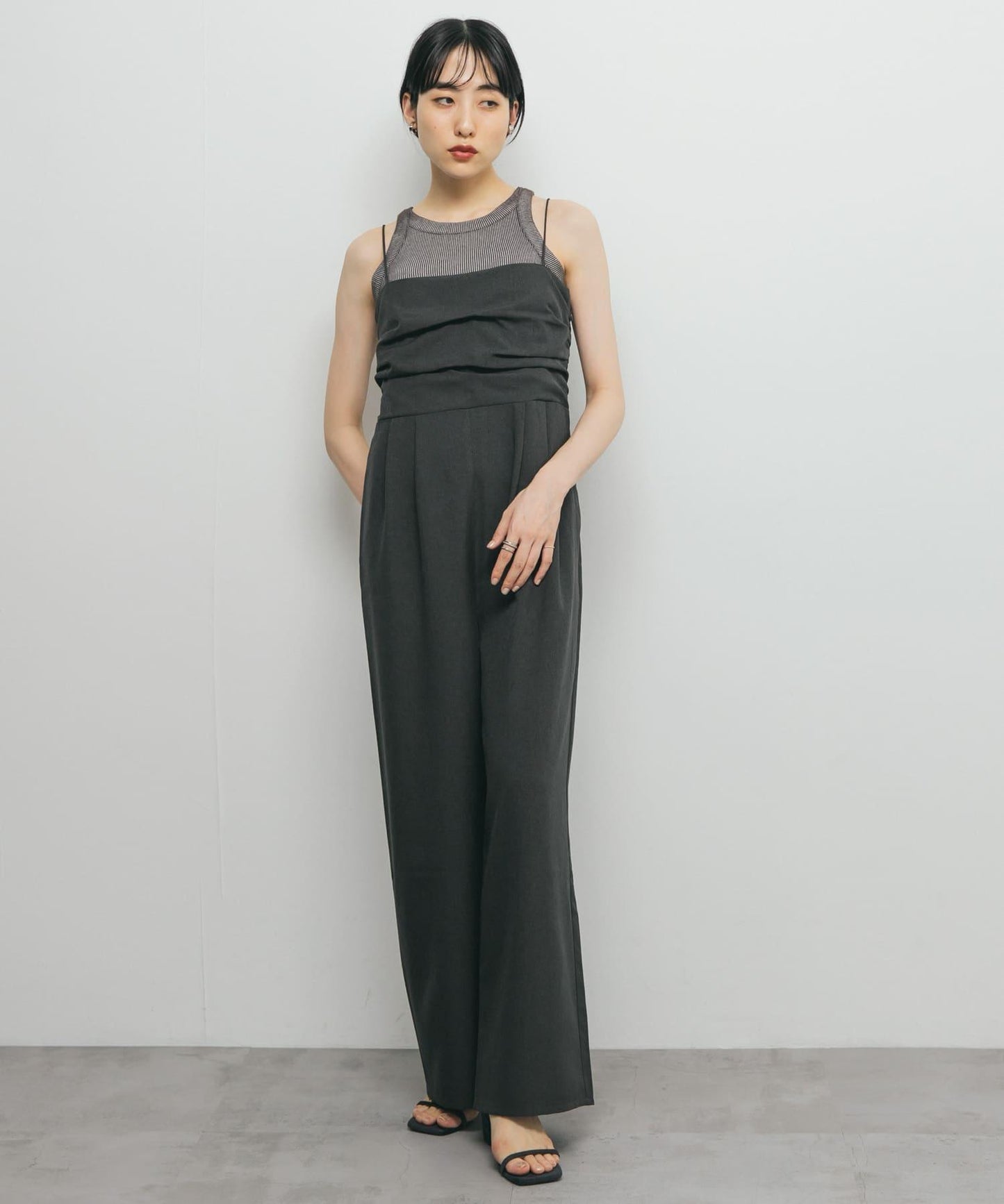 露背吊帶連體褲