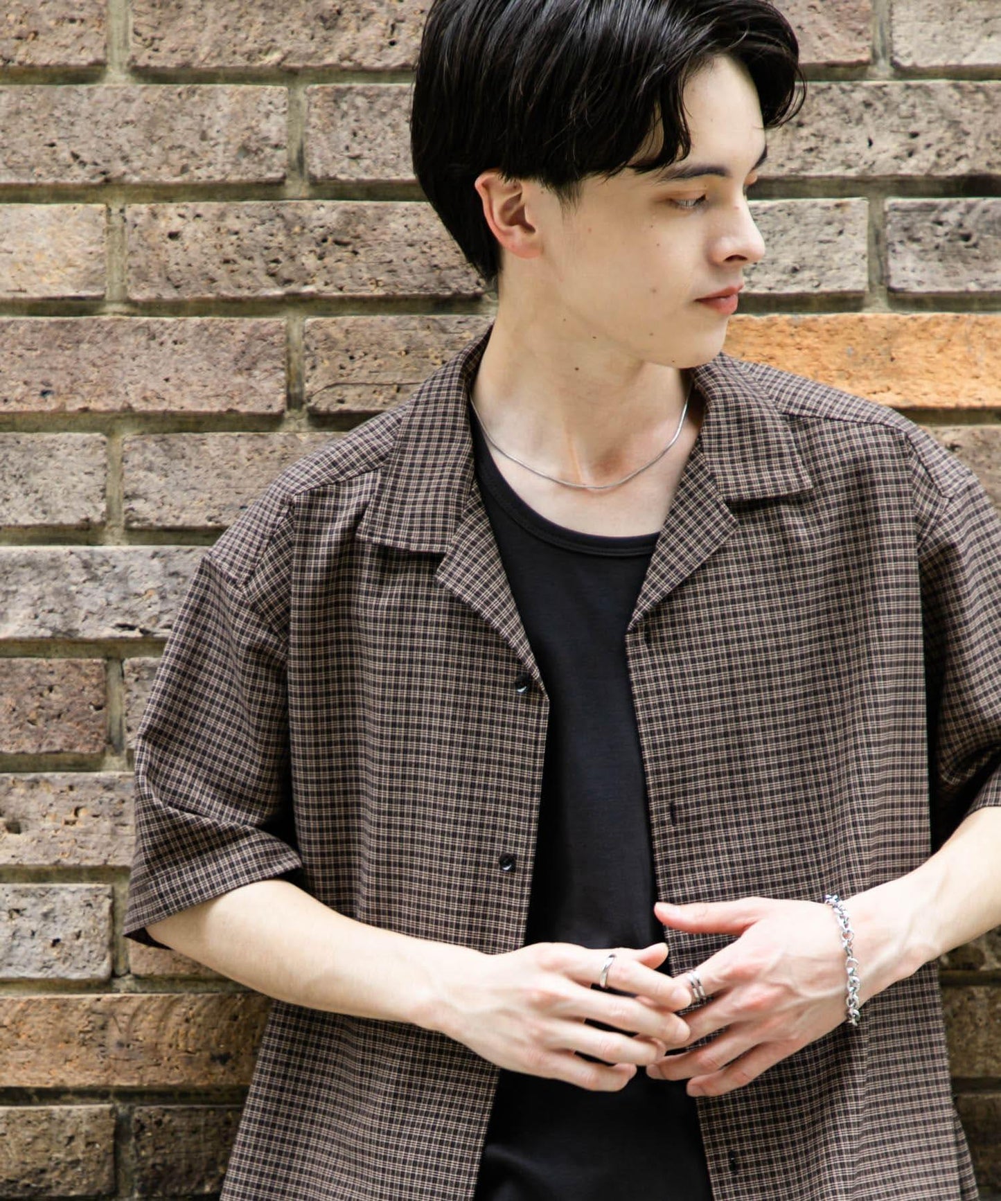 格紋開領短袖襯衫