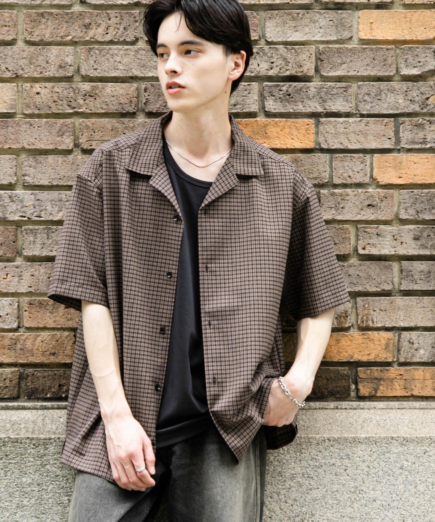 格紋開領短袖襯衫