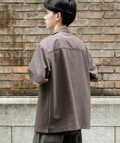 格紋開領短袖襯衫