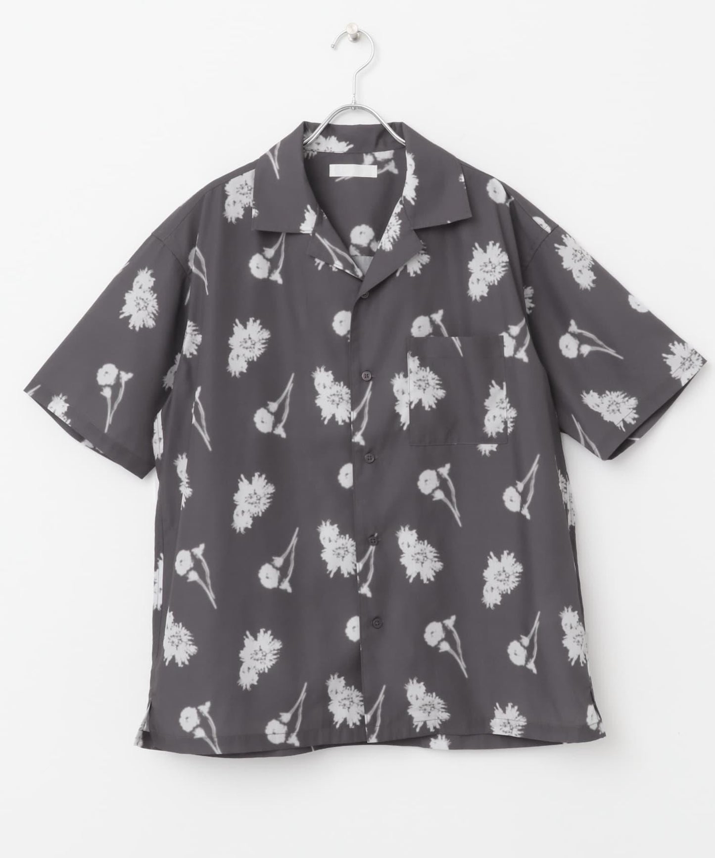 中性款植物印花開領短袖襯衫