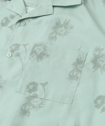 中性款植物印花開領短袖襯衫