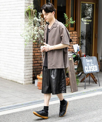 格紋開領短袖襯衫