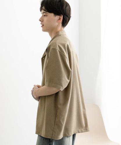 格紋開領短袖襯衫