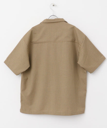 格紋開領短袖襯衫