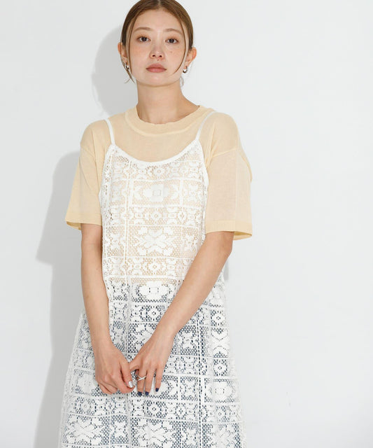 蕾絲吊帶連衣裙