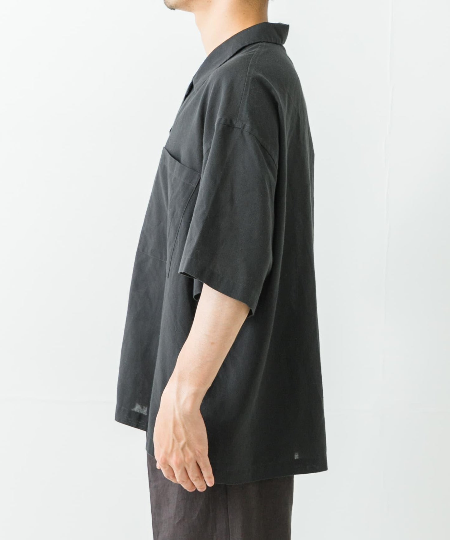 『UR TECH DRYLUXE』高機能亞麻襯衫夾克