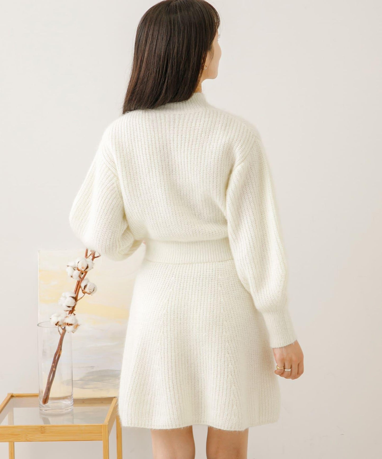 收腰針織連衣裙