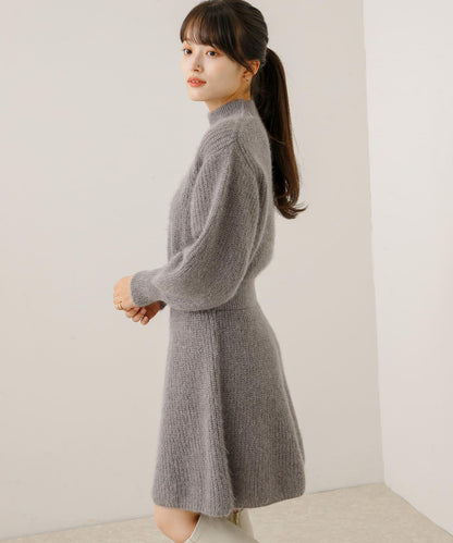 收腰針織連衣裙