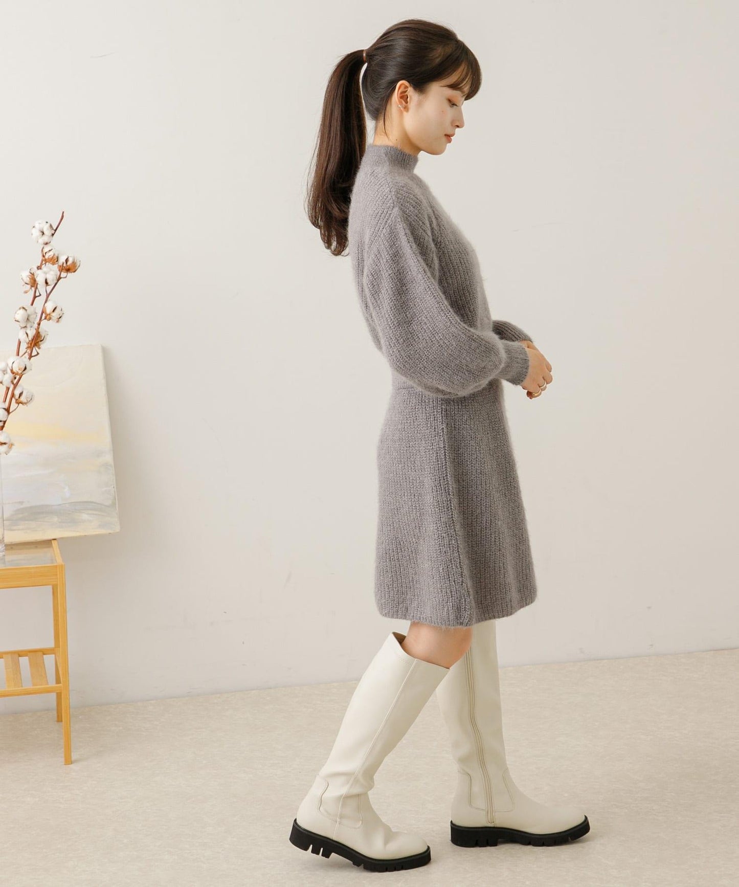 收腰針織連衣裙