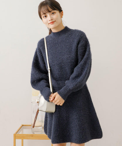 收腰針織連衣裙