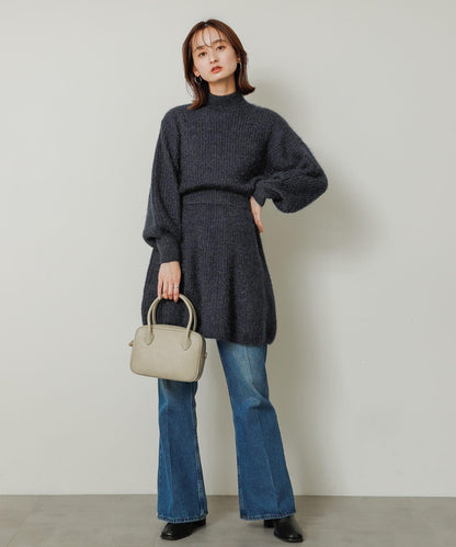 收腰針織連衣裙