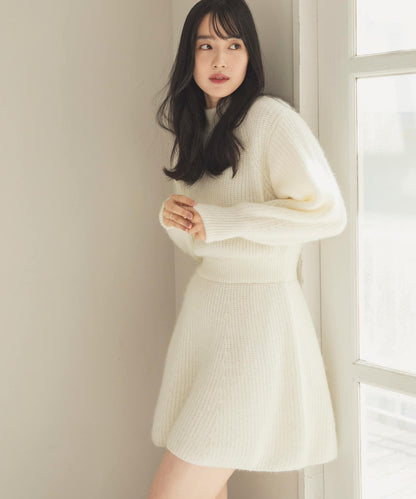 收腰針織連衣裙