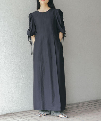 2尺碼可選抽繩袖連衣裙