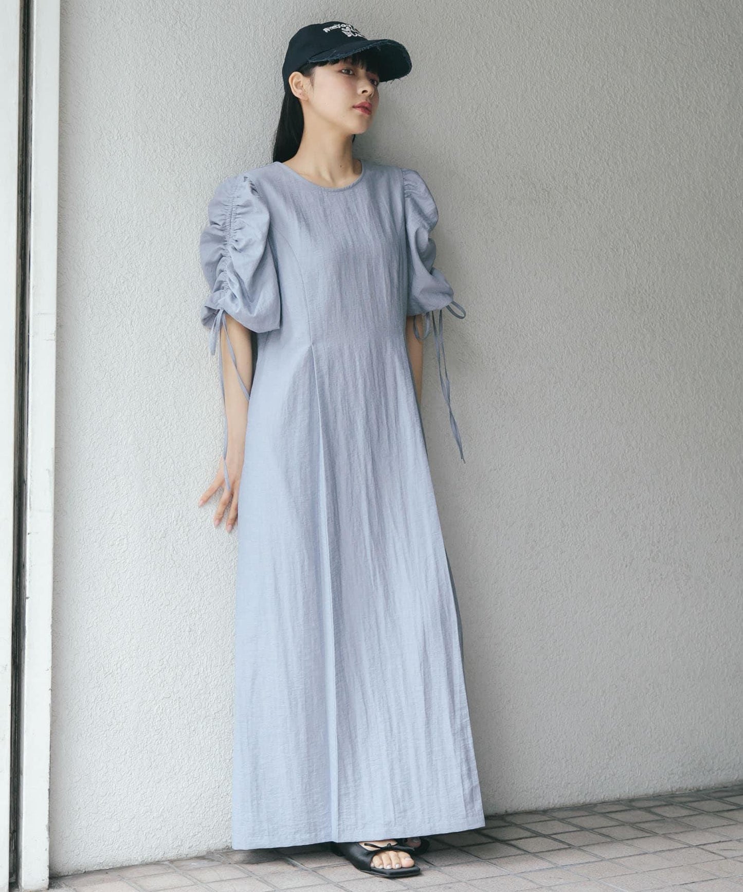 2尺碼可選抽繩袖連衣裙