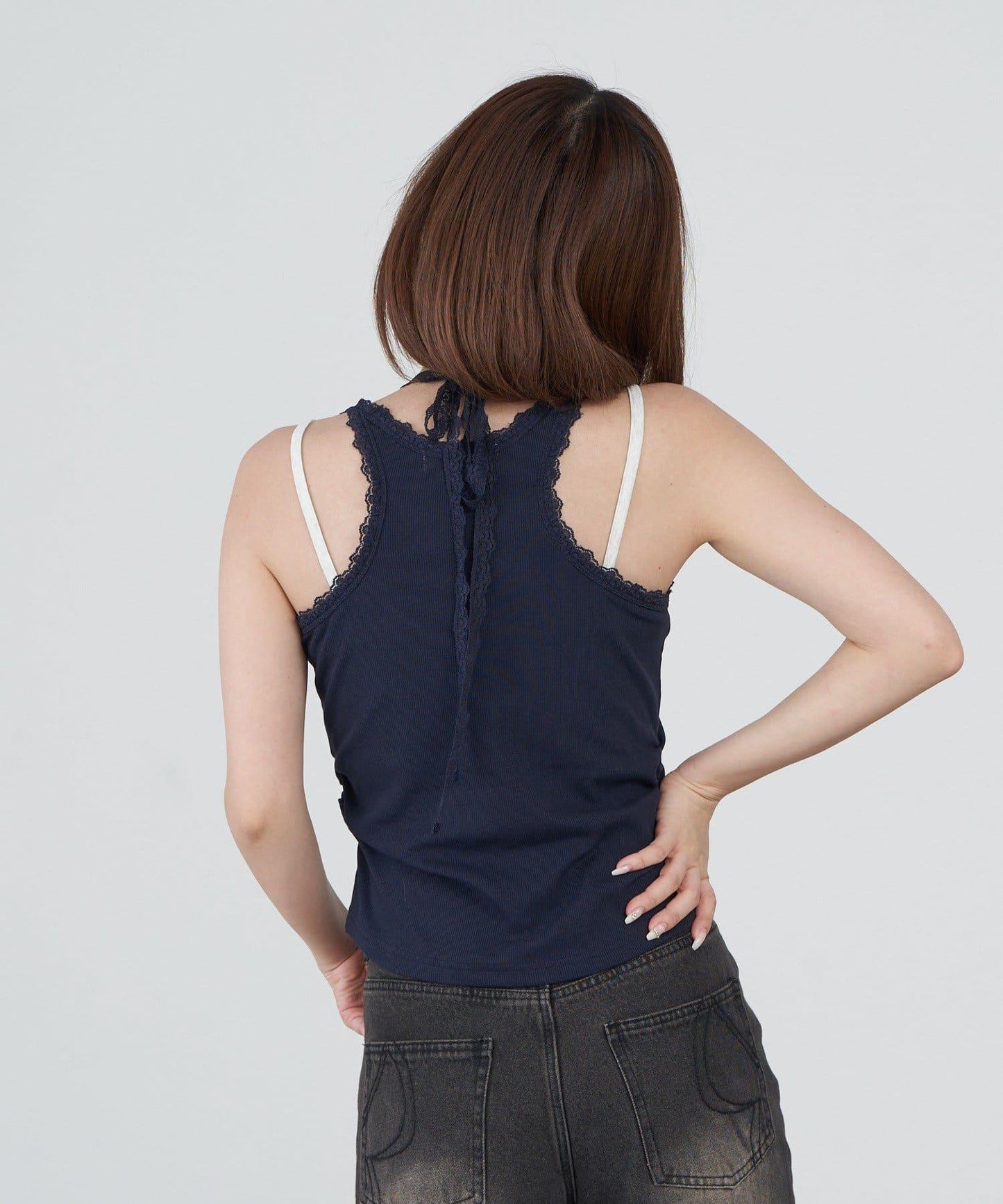 蕾絲Logo帶胸墊疊穿吊帶背心