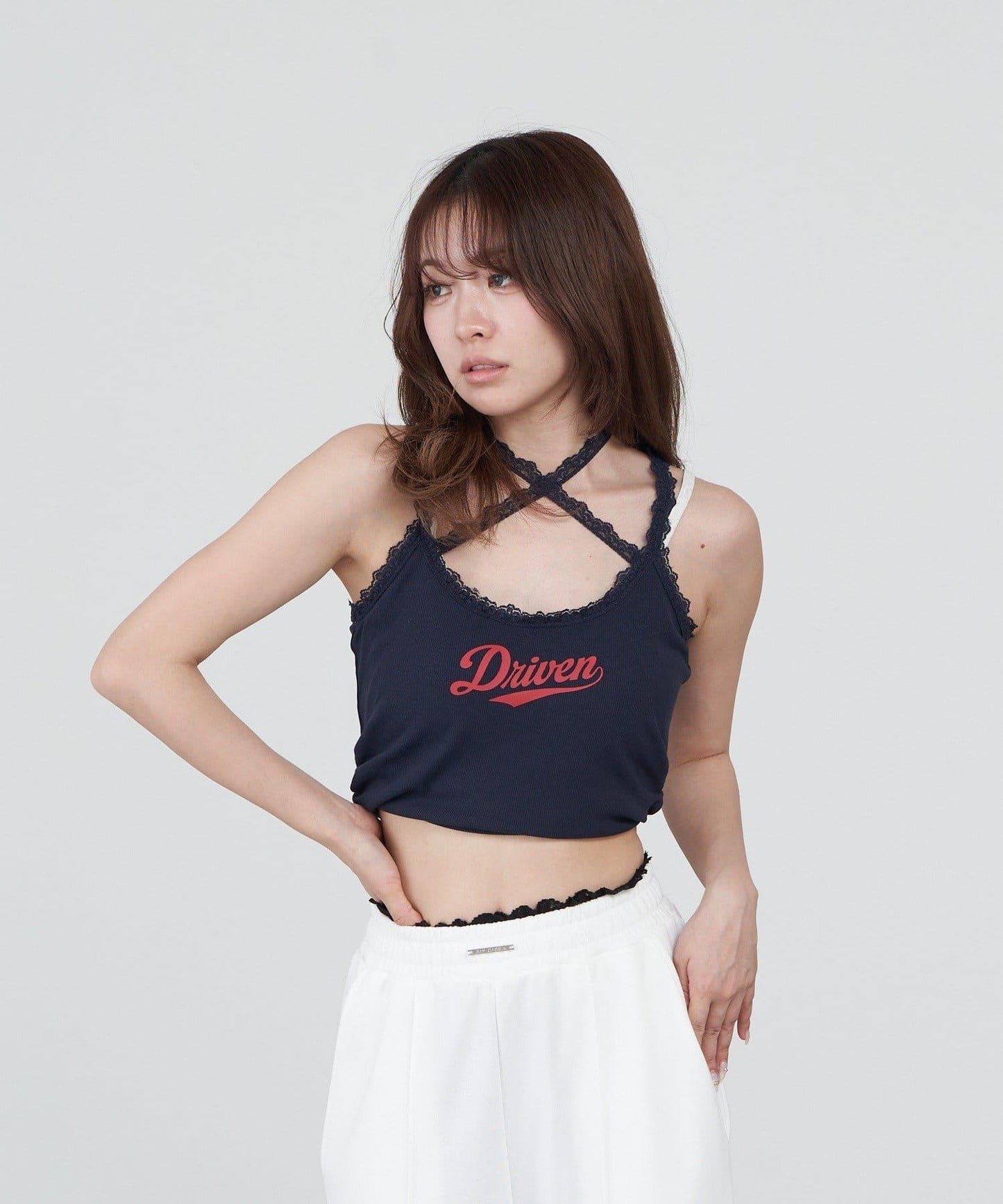 蕾絲Logo帶胸墊疊穿吊帶背心