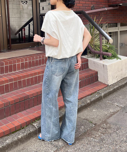 《健康肌露膚》法式短袖露肩衛衣